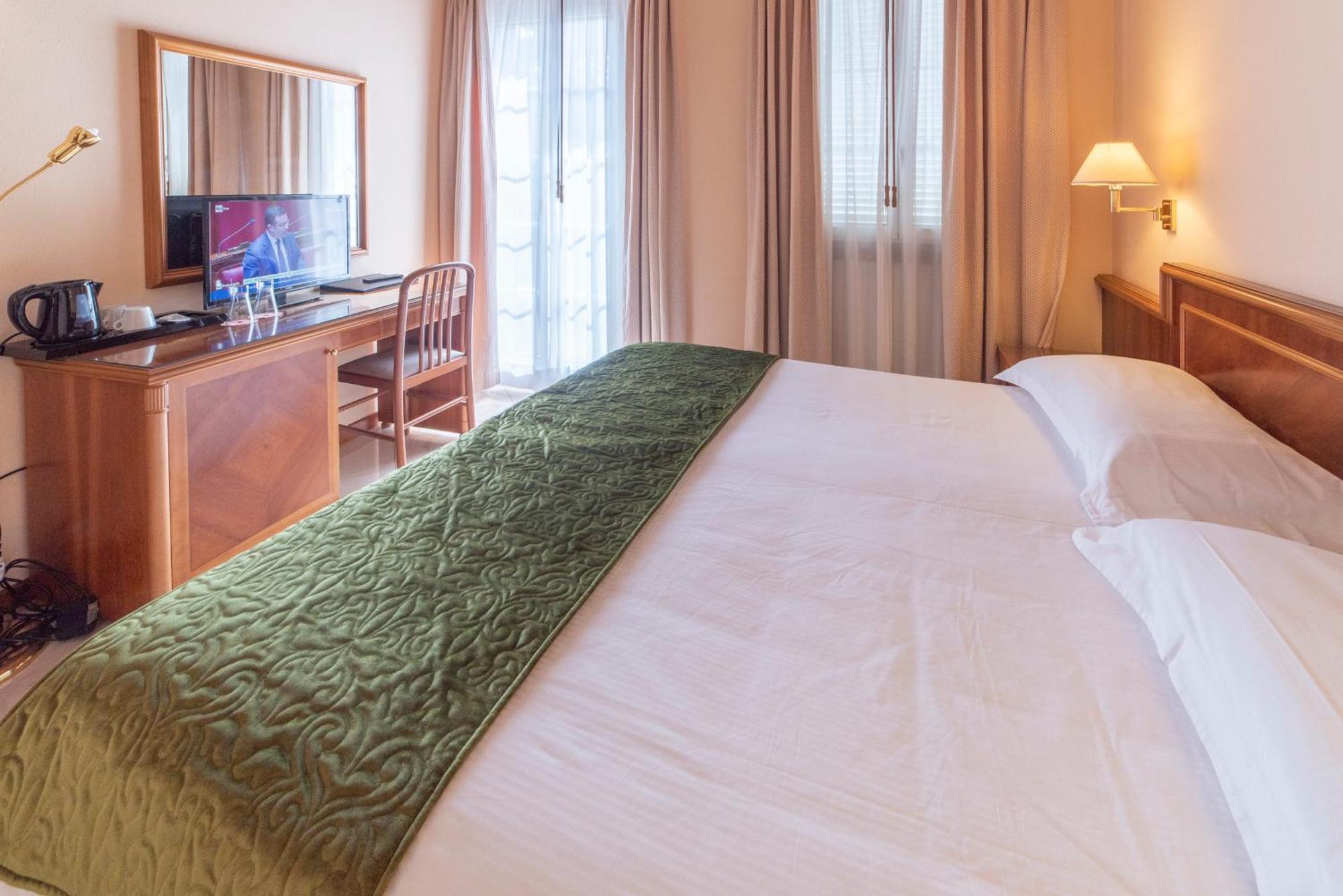 Hotel Bettina Mergozzo Zewnętrze zdjęcie